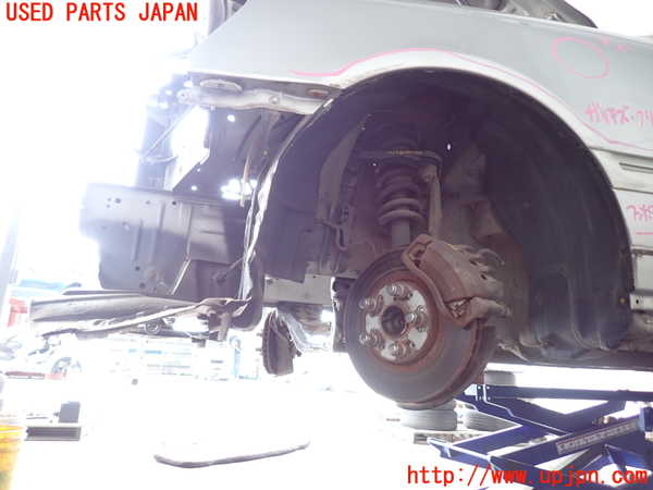 2UPJ-31591092]クラウン エステート(JZS171W)左前フェンダーライナー 中古_m0002.jpg