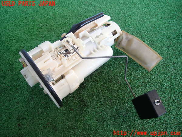 2UPJ-31592510]クラウン エステート(JZS171W)燃料ポンプ 中古_m0003.jpg