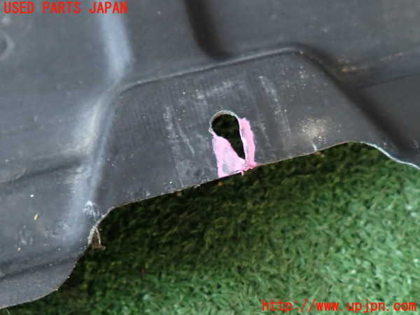 2UPJ-31592170]クラウン エステート(JZS171W)エンジンアンダーカバー 中古_m0003.jpg