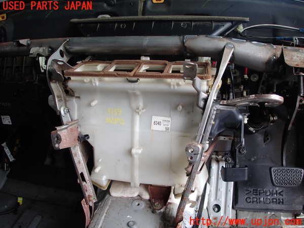 2UPJ-31596081]クラウン エステート(JZS171W)エバポレーター1 中古_m0001.jpg