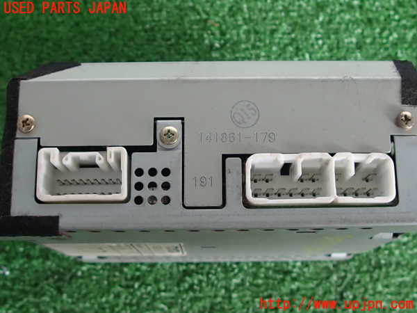2UPJ-31596525]クラウン エステート(JZS171W)アンプ 中古_m0004.jpg
