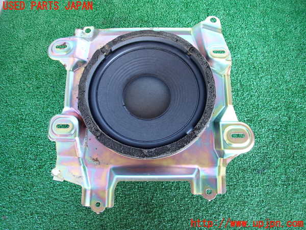 2UPJ-31596530]クラウン エステート(JZS171W)ウーハー 中古_m0001.jpg