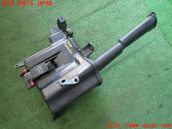 2UPJ-31596791]クラウン エステート(JZS171W)ウォッシャータンク1 中古_m0002.jpg