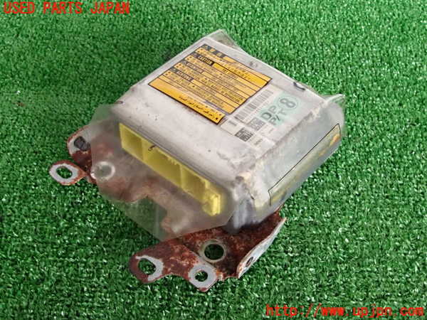 2UPJ-31596145]クラウン エステート(JZS171W)エアバッグコンピューター 中古_m0001.jpg