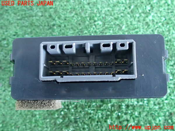 2UPJ-31596150]クラウン エステート(JZS171W)コンピューター5 (89730-30070) 中古_m0004.jpg