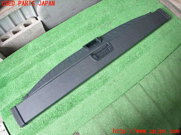 2UPJ-31597761]クラウン エステート(JZS171W)トノカバー1 中古_m0003.jpg