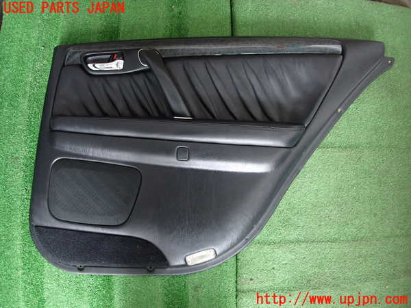 2UPJ-31591294]クラウン エステート(JZS171W)右後ドア内張り 中古_m0001.jpg