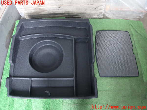 2UPJ-31597772]クラウン エステート(JZS171W)ラゲッジトレイ2 中古_m0002.jpg