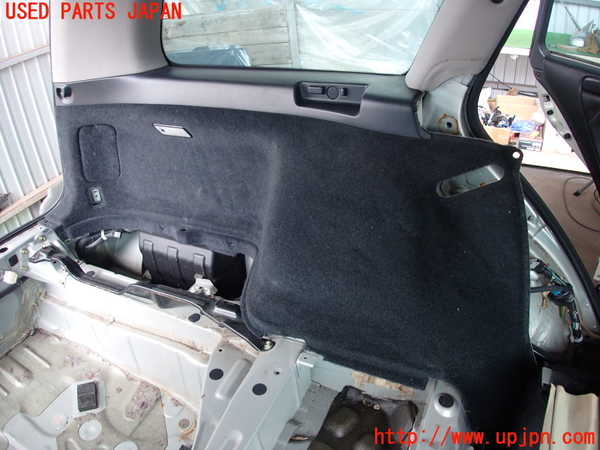 2UPJ-31597680]クラウン エステート(JZS171W)左リアピラートリム 中古_m0004.jpg