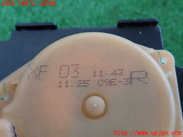 2UPJ-31597045]クラウン エステート(JZS171W)運転席シートベルト 中古_m0003.jpg