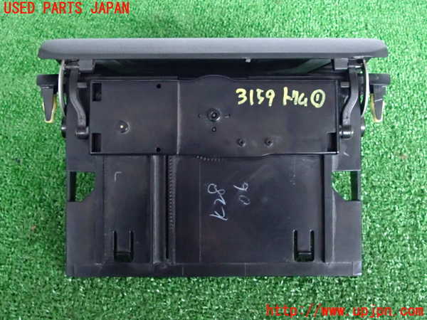 2UPJ-31597691]クラウン エステート(JZS171W)内装トリム類1 中古_m0003.jpg