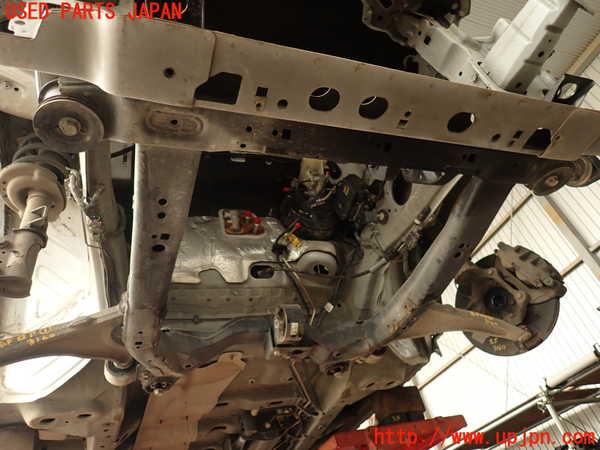 2UPJ-31605285]キャデラック・SRX クロスオーバー(T166C-)フロントメンバー 中古_m0001.jpg