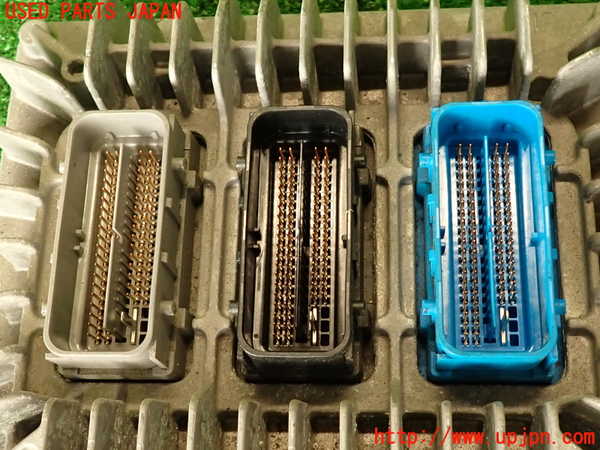 2UPJ-31606110]キャデラック・SRX クロスオーバー(T166C-)エンジンコンピューター 中古_m0003.jpg