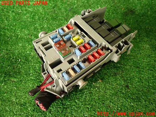 2UPJ-31606742]キャデラック・SRX クロスオーバー(T166C-)ヒューズボックス2 中古_m0001.jpg