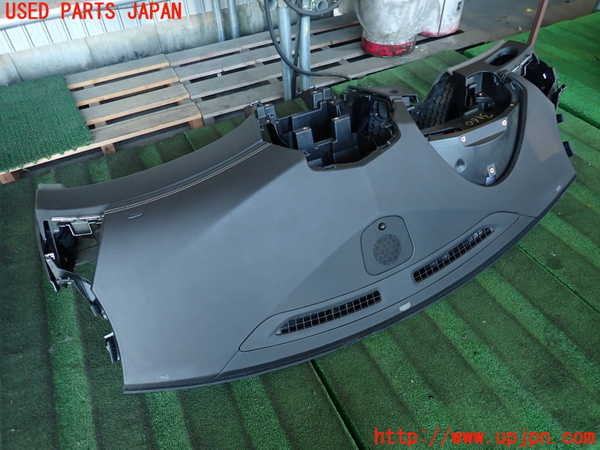 2UPJ-31607505]キャデラック・SRX クロスオーバー(T166C-)ダッシュボード 中古_m0003.jpg