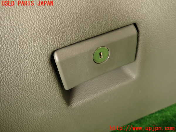 2UPJ-31607516]キャデラック・SRX クロスオーバー(T166C-)グローブボックス1 中古_m0002.jpg