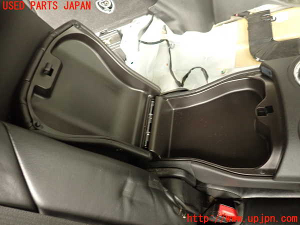 2UPJ-31607405]キャデラック・SRX クロスオーバー(T166C-)右リアシート 中古_m0005.jpg