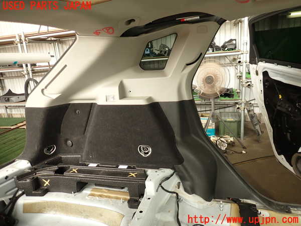 2UPJ-31607680]キャデラック・SRX クロスオーバー(T166C-)左リアピラートリム 中古_m0001.jpg