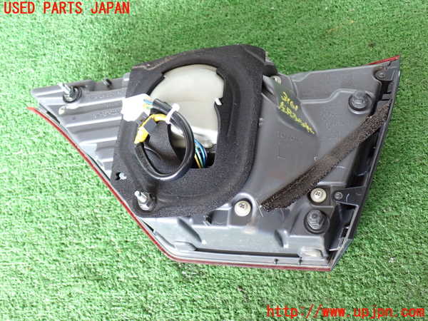 2UPJ-31611552]レクサス・LS460(USF40)左リアフィニッシャー 中古_m0003.jpg