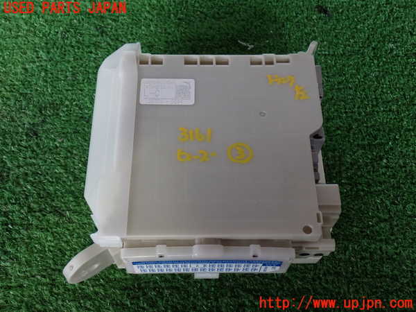 2UPJ-31616743]レクサス・LS460(USF40)ヒューズボックス3 中古_m0001.jpg