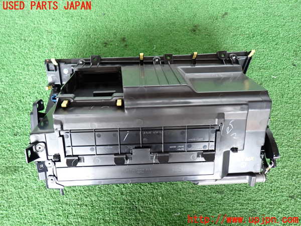 2UPJ-31617516]レクサス・LS460(USF40)グローブボックス1 中古_m0004.jpg