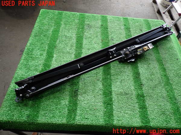 2UPJ-31617790]レクサス・LS460(USF40)リアサンシェード 中古_m0001.jpg