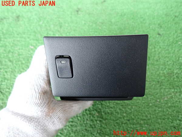 2UPJ-31617841]レクサス・LS460(USF40)小物入れ1 中古_m0002.jpg