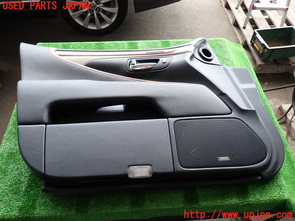 2UPJ-31611264]レクサス・LS460(USF40)左前ドア内張り 中古_m0001.jpg