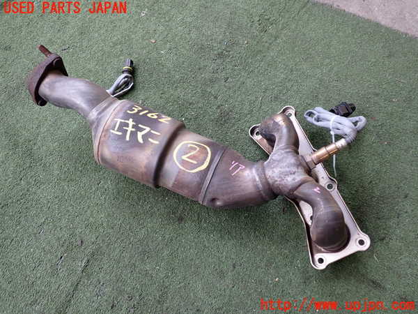 2UPJ-31622042]BMW Z4(LM25)(E89)エキマニ2 触媒 マニバーター 【ジャンク品】 中古_m0001.jpg