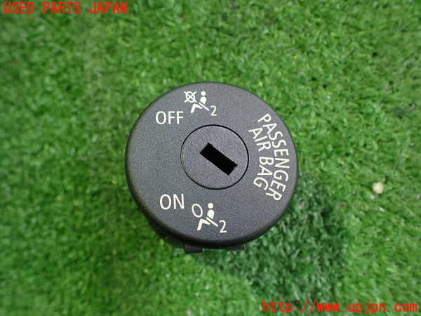 2UPJ-31626310]BMW Z4(LM25)(E89)スイッチ5 (助手席エアバッグON OFF) 中古_m0001.jpg