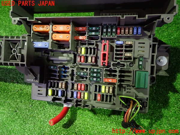 2UPJ-31626741]BMW Z4(LM25)(E89)ヒューズボックス1 中古_m0002.jpg