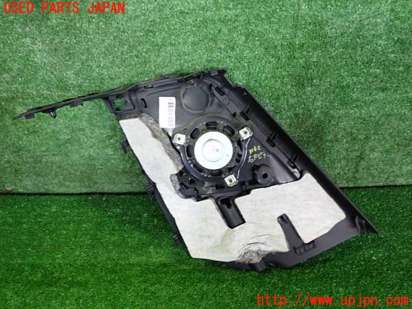 2UPJ-31627675]BMW Z4(LM25)(E89)右リアピラートリム 中古_m0003.jpg