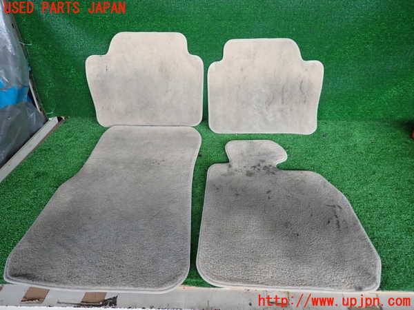 2UPJ-31637800]BMW 320d(3D20)フロアマット 中古 (F30)_m0001.jpg
