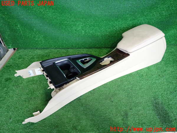2UPJ-31637540]BMW 320d(3D20)センターコンソール 中古 (F30)_m0001.jpg