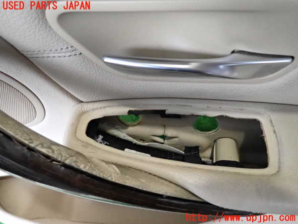 2UPJ-31631234]BMW 320d(3D20)右前ドア内張り 中古 (F30)_m0003.jpg