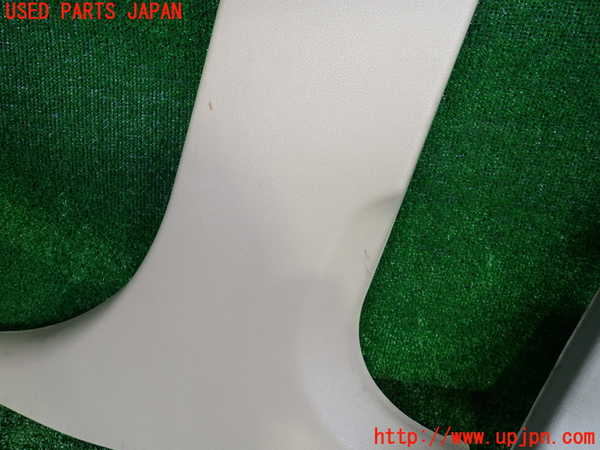 2UPJ-31637665]BMW 320d(3D20)右センターピラートリム 中古 (F30)_m0002.jpg