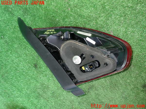 2UPJ-31641550]プジョー・2008(A94HN01)右リアフィニッシャー 中古_m0003.jpg