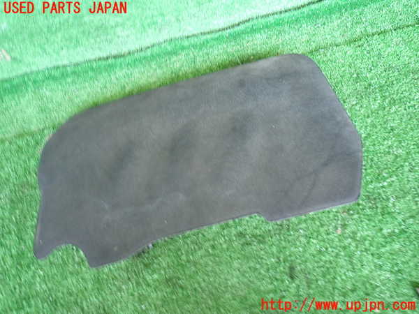 2UPJ-31642160]プジョー・2008(A94HN01)エンジンアッパーカバー 中古_m0001.jpg