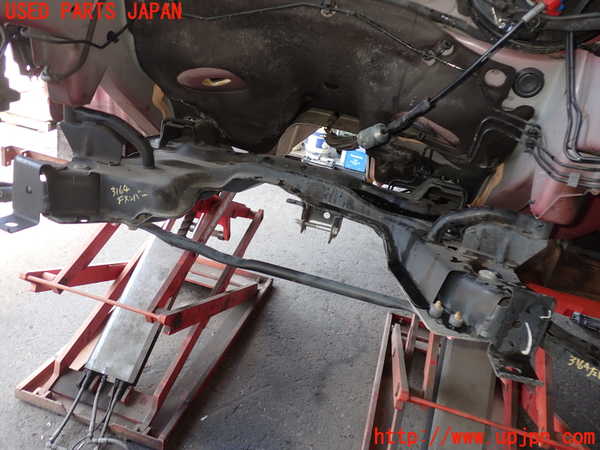 2UPJ-31645285]プジョー・2008(A94HN01)フロントメンバー 中古_m0002.jpg