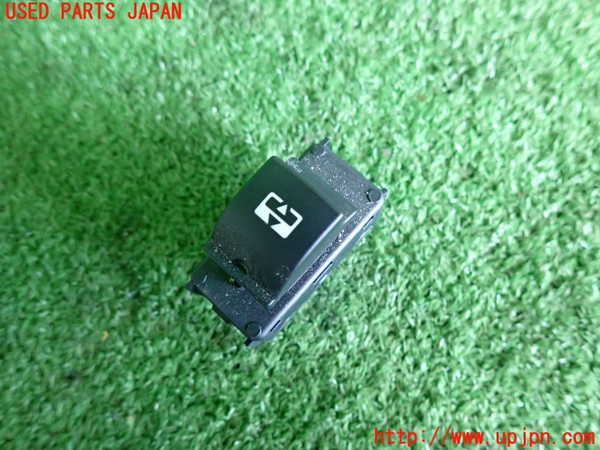 2UPJ-31646312]プジョー・2008(A94HN01)スイッチ7 中古_m0001.jpg