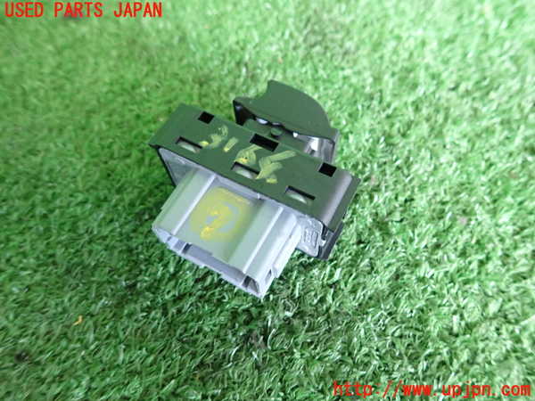 2UPJ-31646312]プジョー・2008(A94HN01)スイッチ7 中古_m0002.jpg