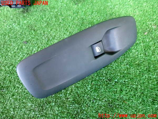 2UPJ-31646245]プジョー・2008(A94HN01)左前パワーウィンドウスイッチ 中古_m0001.jpg