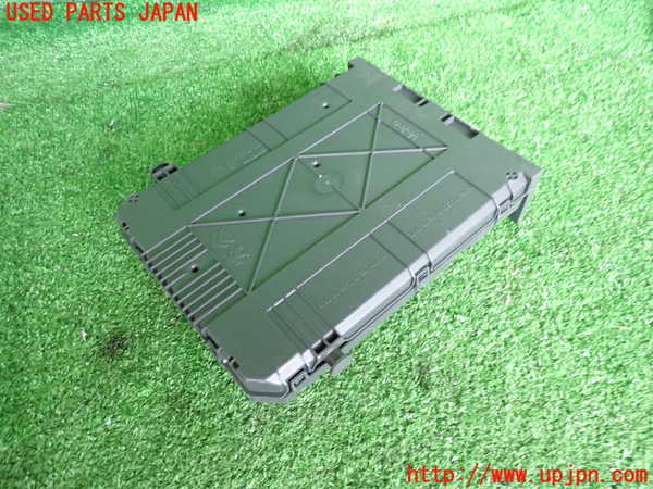 2UPJ-31646741]プジョー・2008(A94HN01)ヒューズボックス1 中古_m0002.jpg