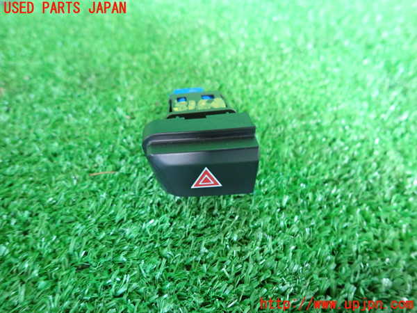 2UPJ-31646290]プジョー・2008(A94HN01)ハザードスイッチ 中古_m0001.jpg