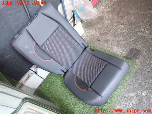 2UPJ-31647405]プジョー・2008(A94HN01)右リアシート 中古_m0001.jpg