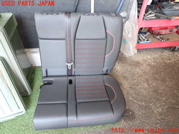 2UPJ-31647435]プジョー・2008(A94HN01)左リアシート 中古_m0001.jpg