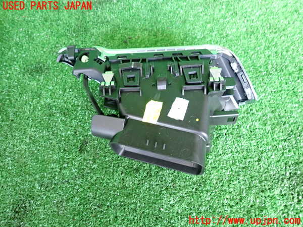 2UPJ-31647527]プジョー・2008(A94HN01)エアコン吹き出し口2 (右) 中古_m0002.jpg