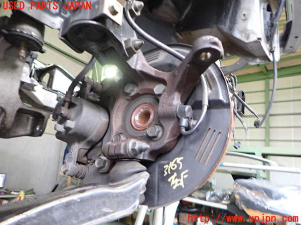 2UPJ-31654290]エクリプス スパイダー(D53A)右フロントナックルハブ 中古_m0001.jpg