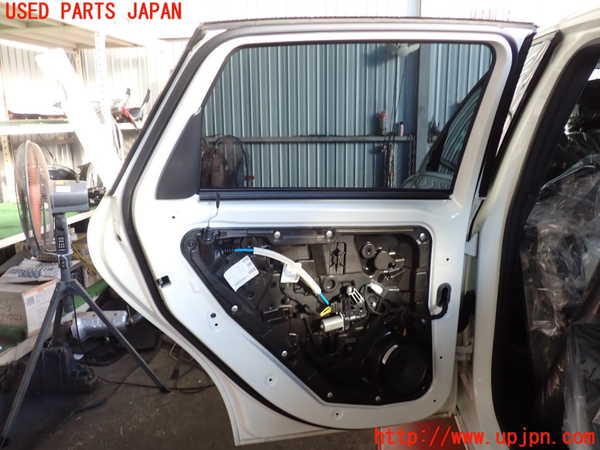 2UPJ-31661320]ベンツ B180(246242)(246)左後ドア 中古(43R-00048 M187)_m0005.jpg