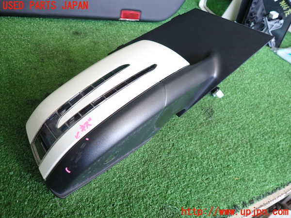 2UPJ-31661210]ベンツ B180(246242)(246)右ドアミラー 中古_m0002.jpg